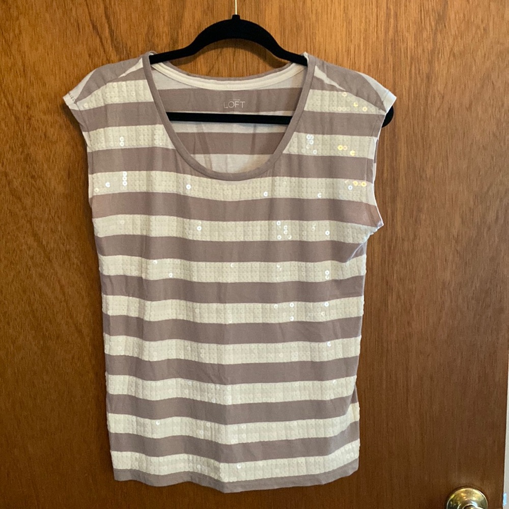 LOFT Women’s Large Tee Shirt